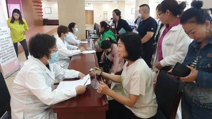 全國婦聯“健康中國·母親行動-關愛女性健康中國行”走進化德縣，助力女性健康素養提升